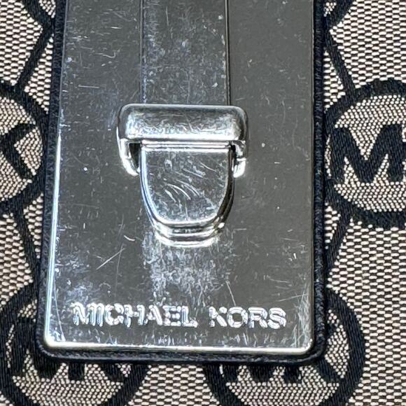 Michael Kors Calista Monogram Large Satchel GUC - Picture 10 of 16